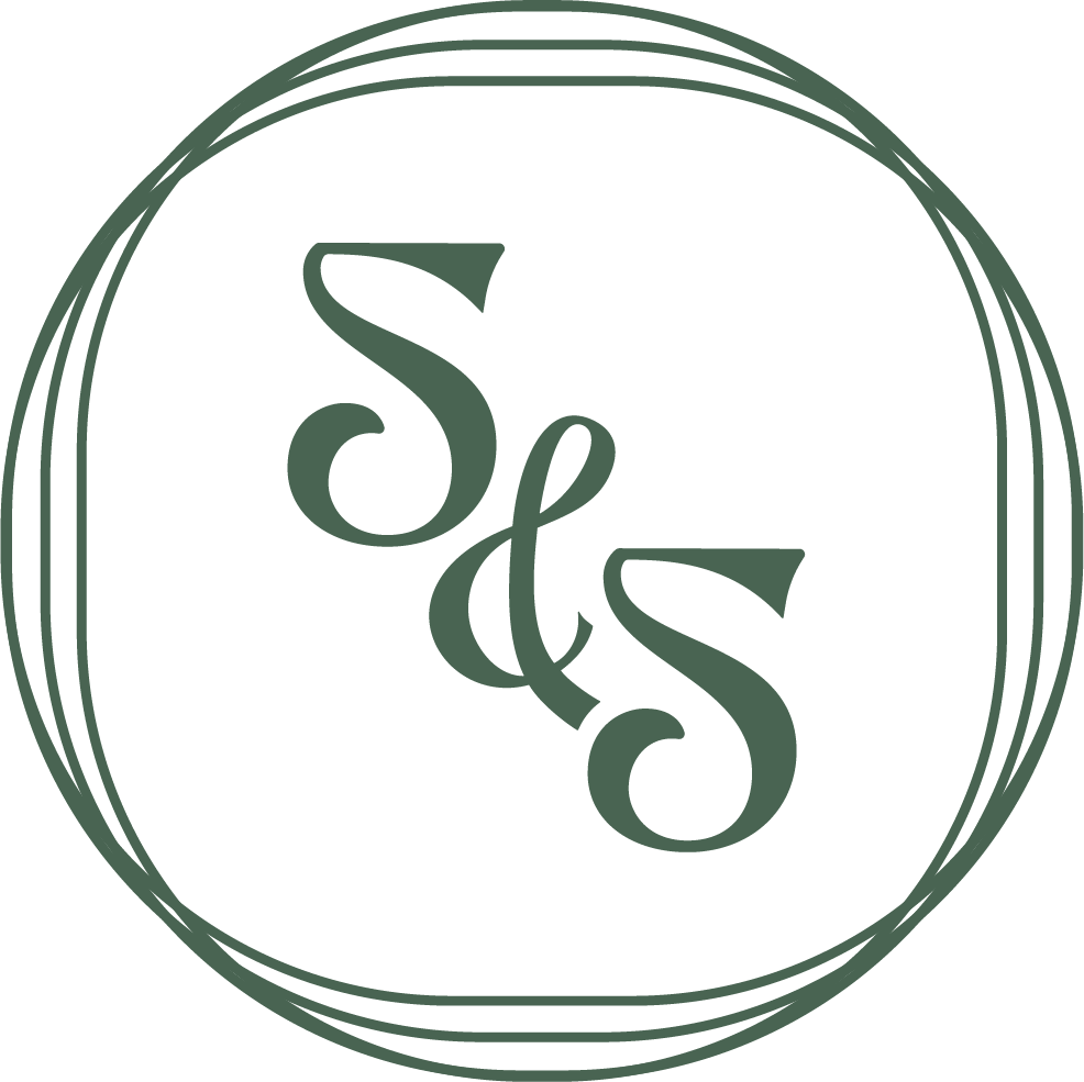 One variation of Soil and Soul Farm's logo. Green.